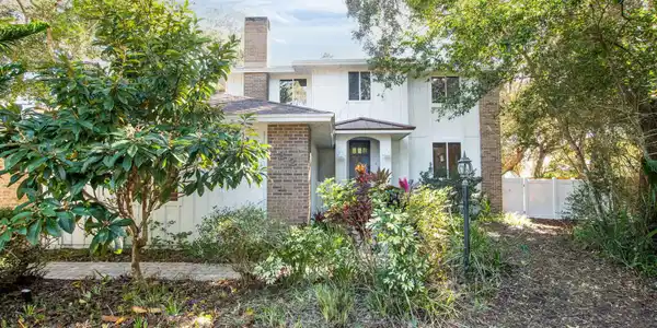 32 OCEAN WOODS Drive E