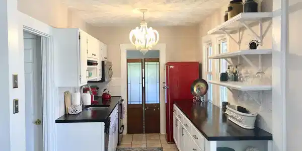 Image 4: 4