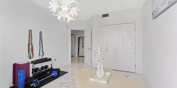 Image 4: Bedroom 1