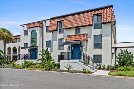 2327 COSTA VERDE Boulevard