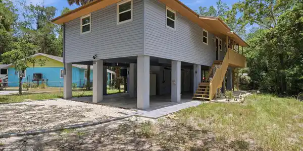 8180 ANCHOR POINT Drive