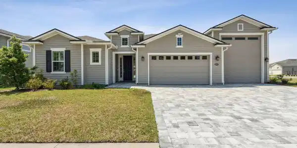 85353 FALL RIVER Parkway