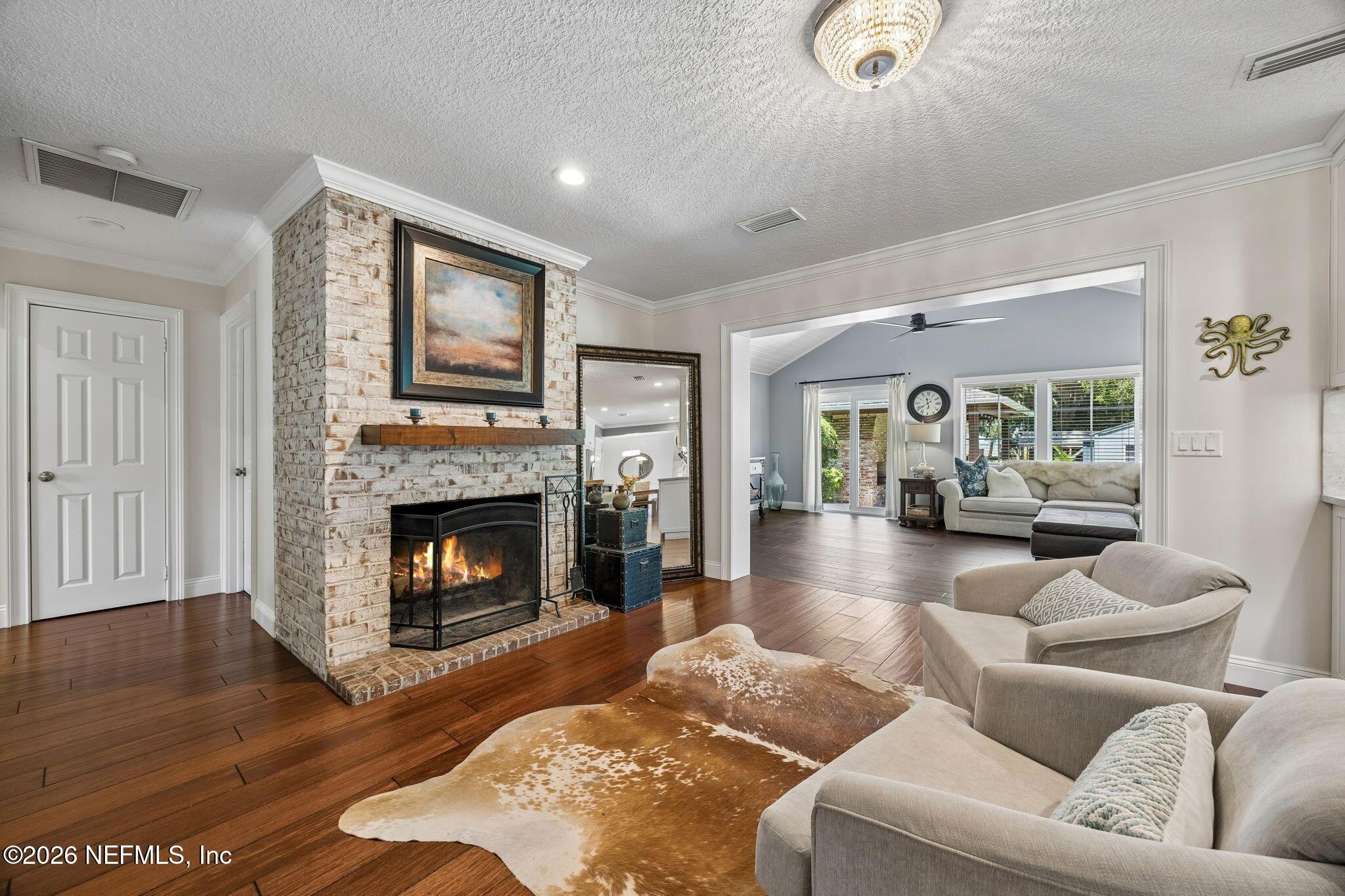 Image 2: 11-web-or-mls-17_1655 Clinch Dr