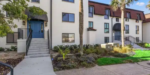 2313 COSTA VERDE Boulevard