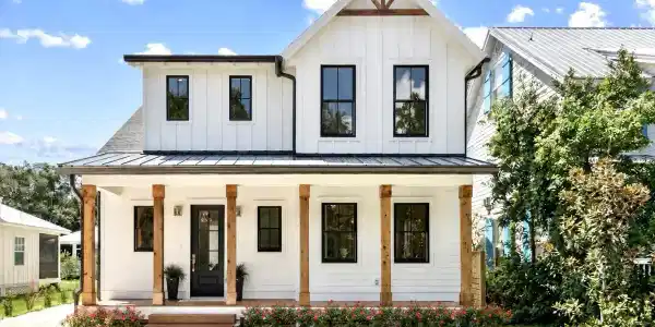 1114 WHITE Street