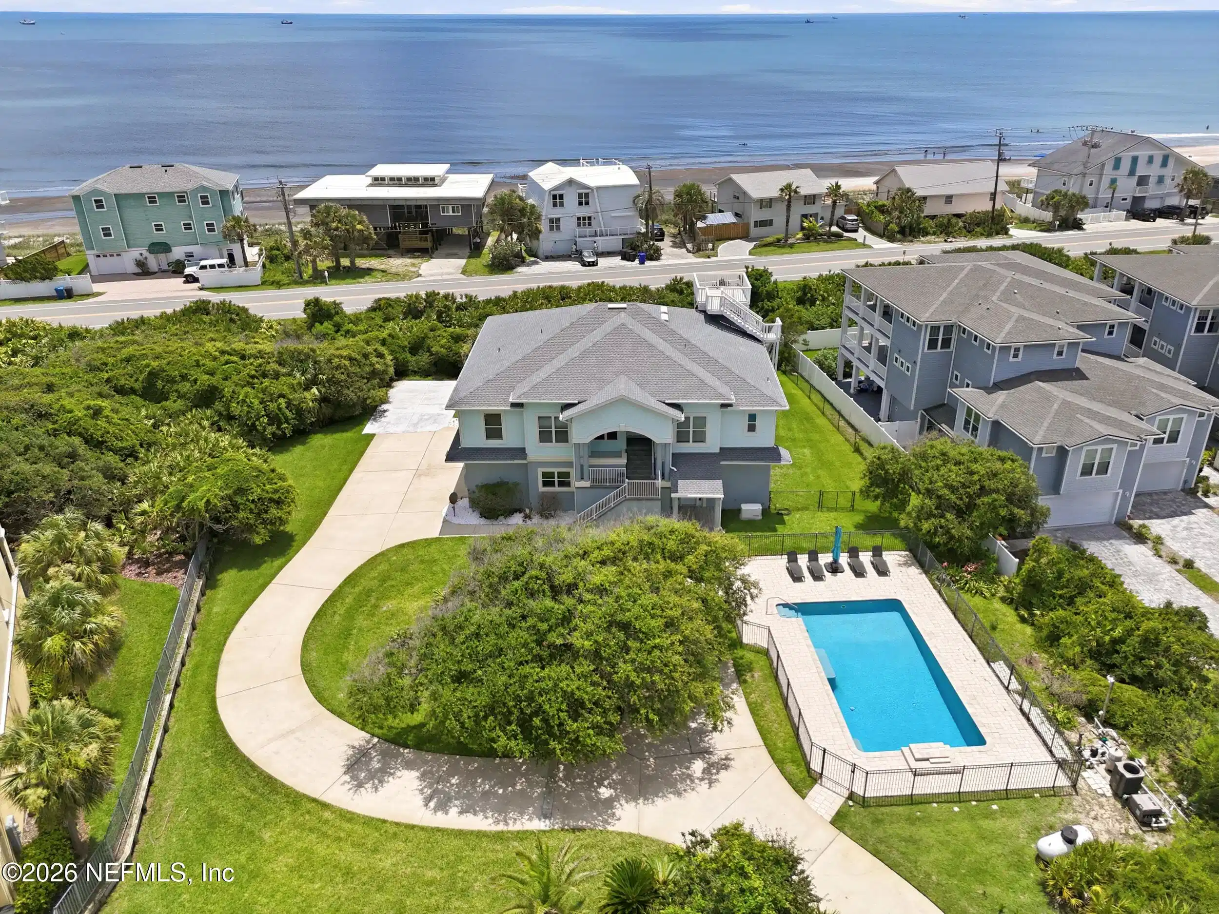 Image 1: Welcome to 500 Seagate Lane