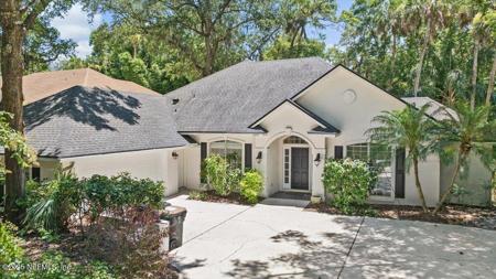2227 BAREFOOT Trace