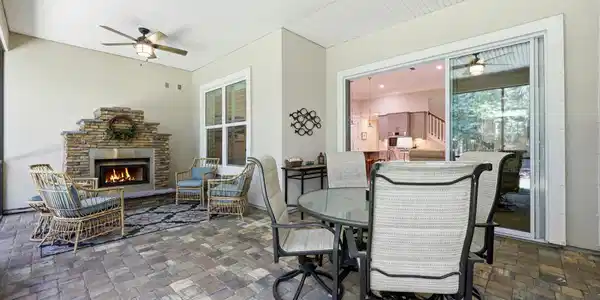 Image 4: 410 OCEAN FOREST DRIVE