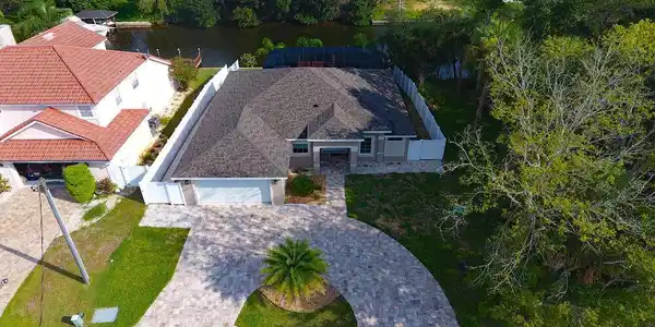 109 CIMMARON Drive