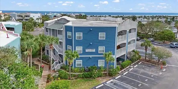 120 OCEAN HIBISCUS Drive