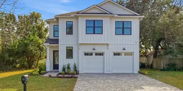 904 BARBARA LANE Lane