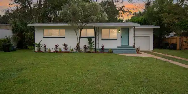 24 D'ALLYON Avenue