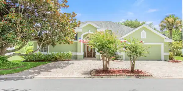 182 ANASTASIA LAKES Drive