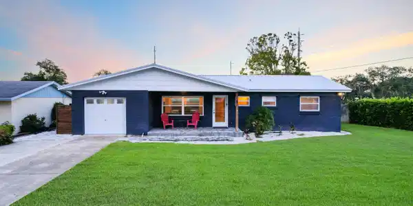 51 SEA PARK Drive