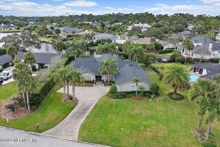 24 POINCIANA Way