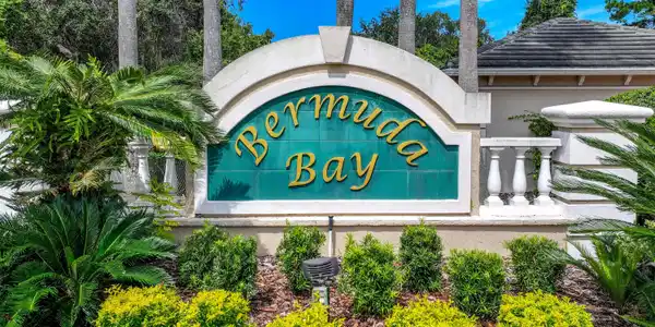 100 BERMUDA BAY Circle