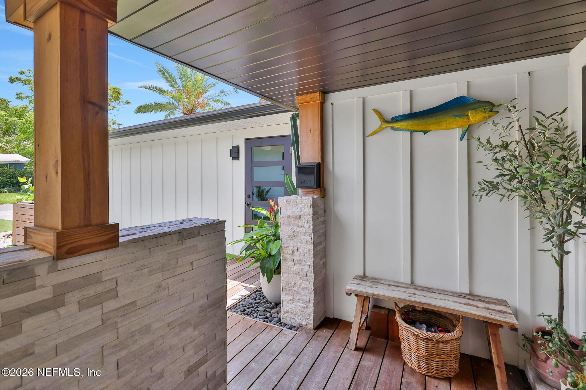 Image 4: 12-web-or-mls-036A4704