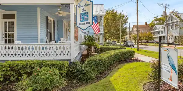Image 2: 04_FPM_102_7th_st_04_mls