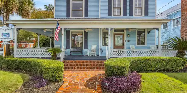 Image 3: 01_FPM_102_7th_st_01_mls