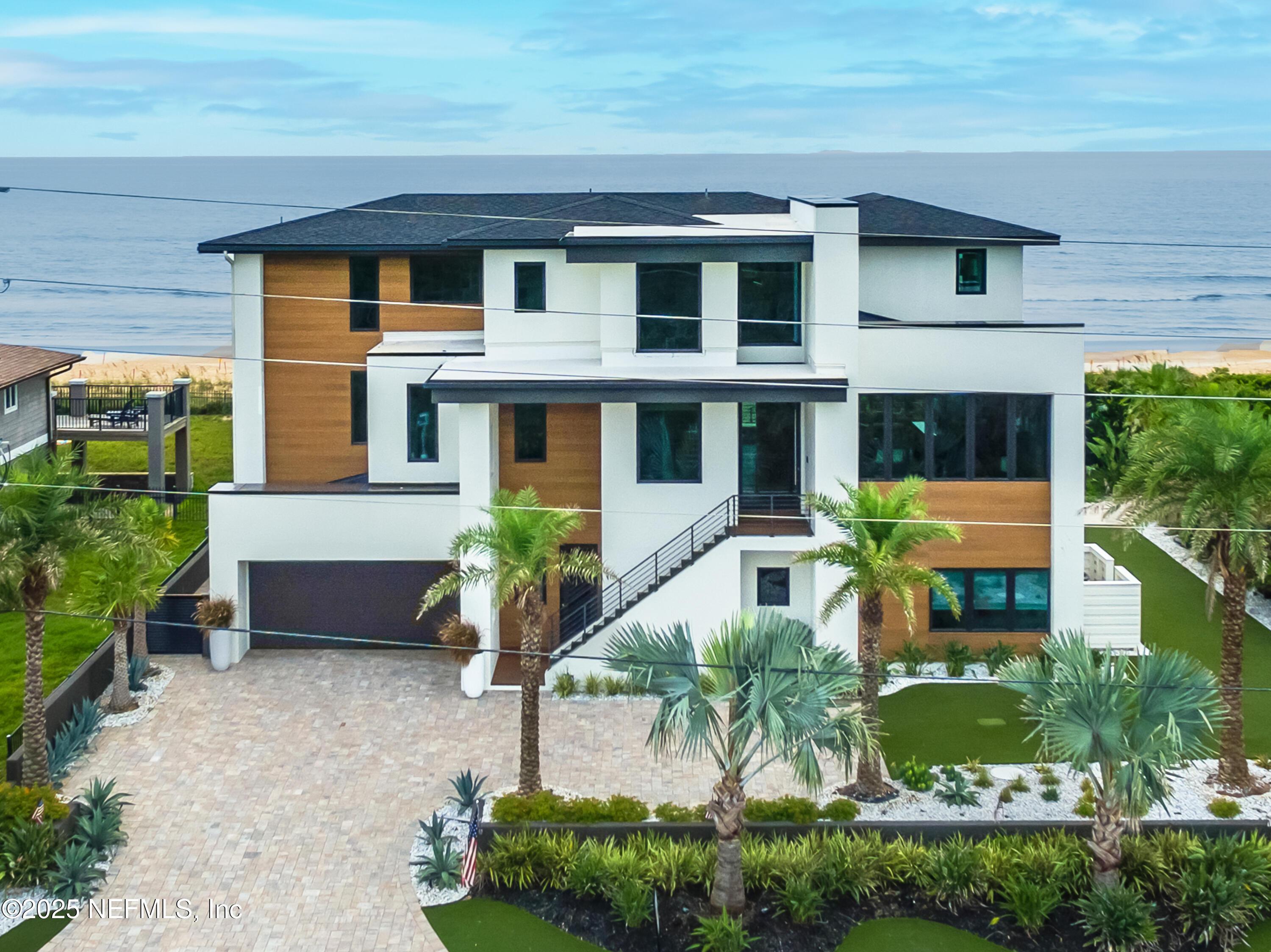 Image 1: Contemporary architecture