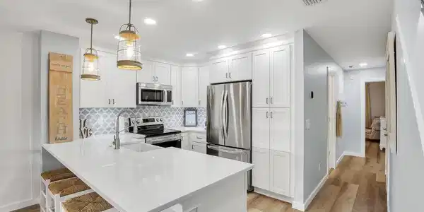 28 VILLAGE LAS PALMAS Circle