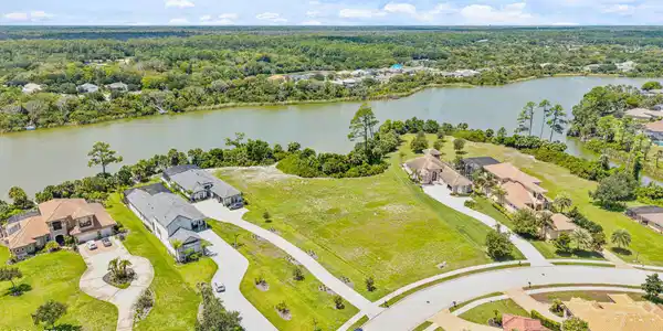 Image 3: 104 Heron Drive-2