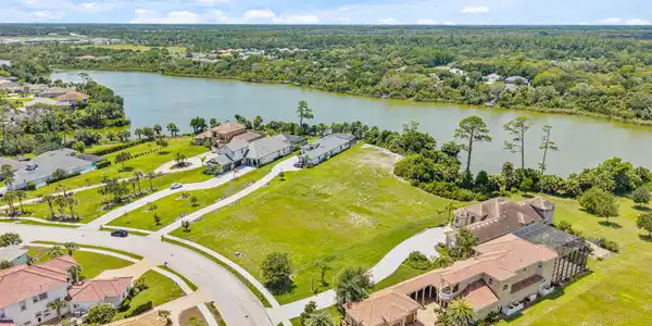 Image 4: 104 Heron Drive-3