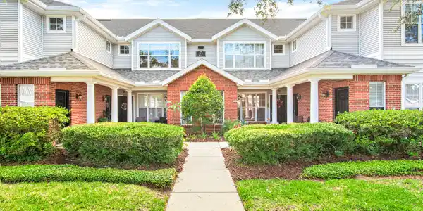 27111 HARBOUR VISTA Circle