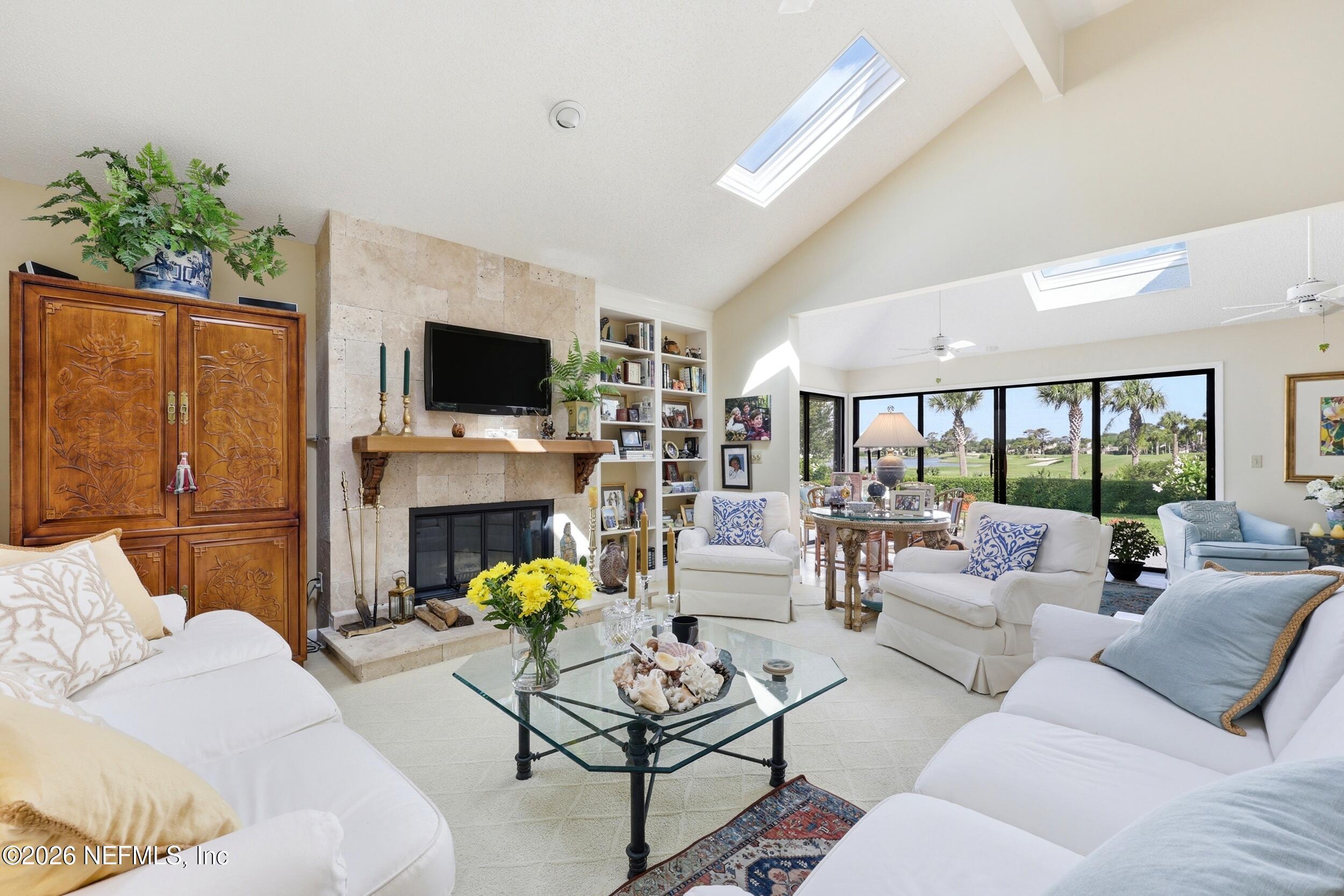 Image 2: Living Room