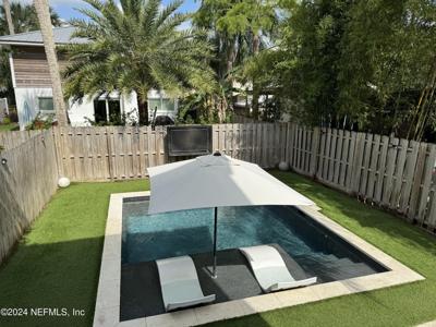 294 POINSETTIA Street