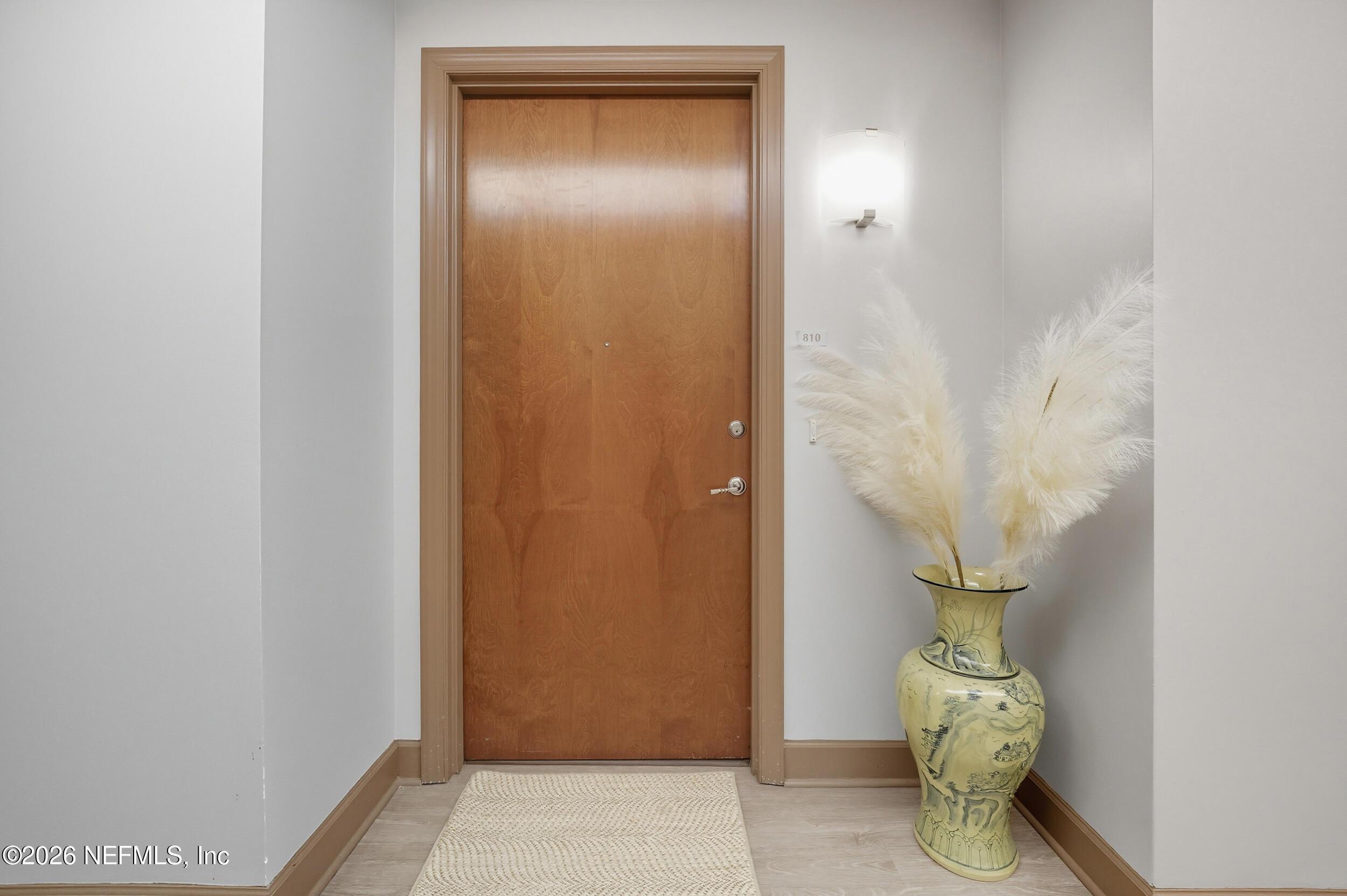 Image 4: Door to Unit