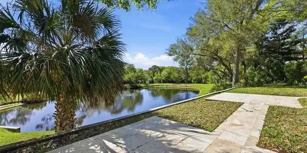 Image 2: nature_paradise_annotated
