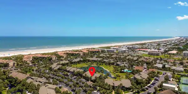83 VILLAGE DEL LAGO Circle