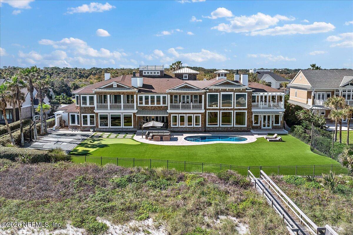 Image 4: Aerial Back