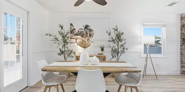 Image 4: Main House Dining