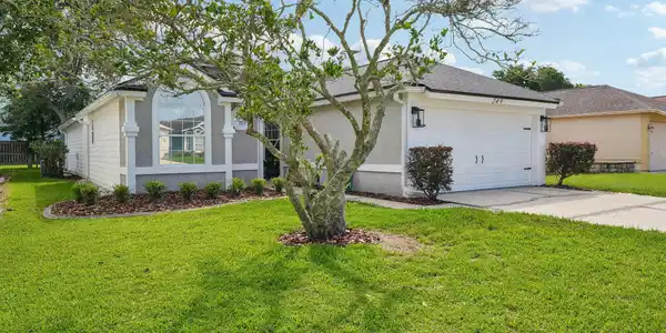 Image 4: 4-web-or-mls-Patrick Mill Cir-S0406-004