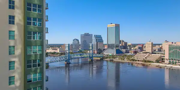 Image 2: Great city views!