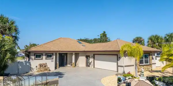 608 SHEARWOOD Drive