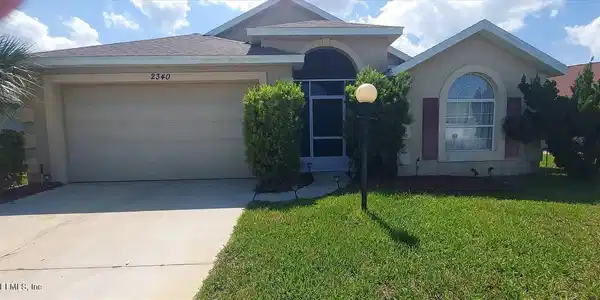2340 COMMODORES CLUB Boulevard