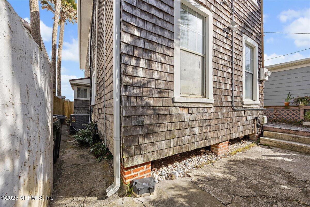 Image 3: 02-Exterior Front