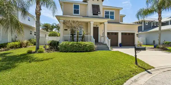 4135 AVALON Circle