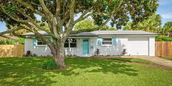 9 SANDRA Drive