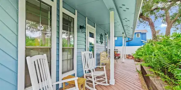 103 SEA OATS Place