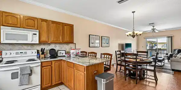 Image 4: 16-web-or-mls-Anastasia Blvd A6-S1906-01