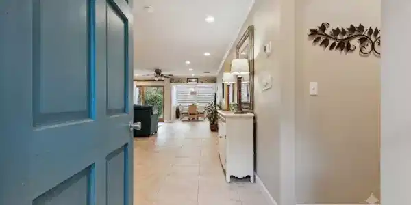 Image 2: Barg_LivingArea_GeminiLR