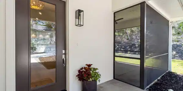 Image 3: 3-web-or-mls-6_2674 Robert Oliver Ave