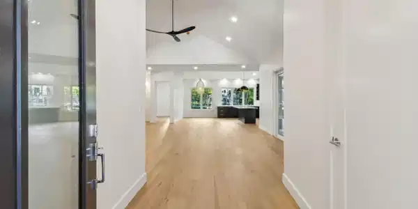 Image 4: 5-web-or-mls-8_2674 Robert Oliver Ave