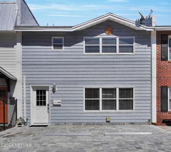 1413 4TH Street N