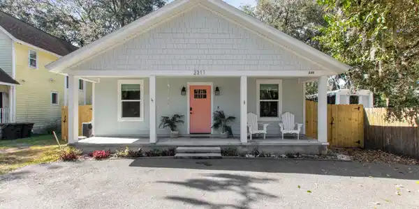 2311 AMELIA Road