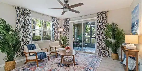 7 ARBOR CLUB Drive